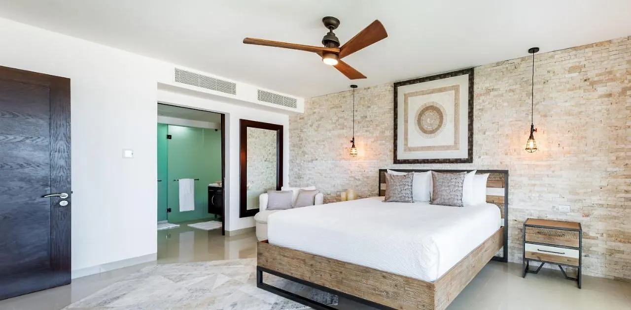 Gorgeous Ocean Front Apartment Casa Shell Condo Плая-дель-Кармен