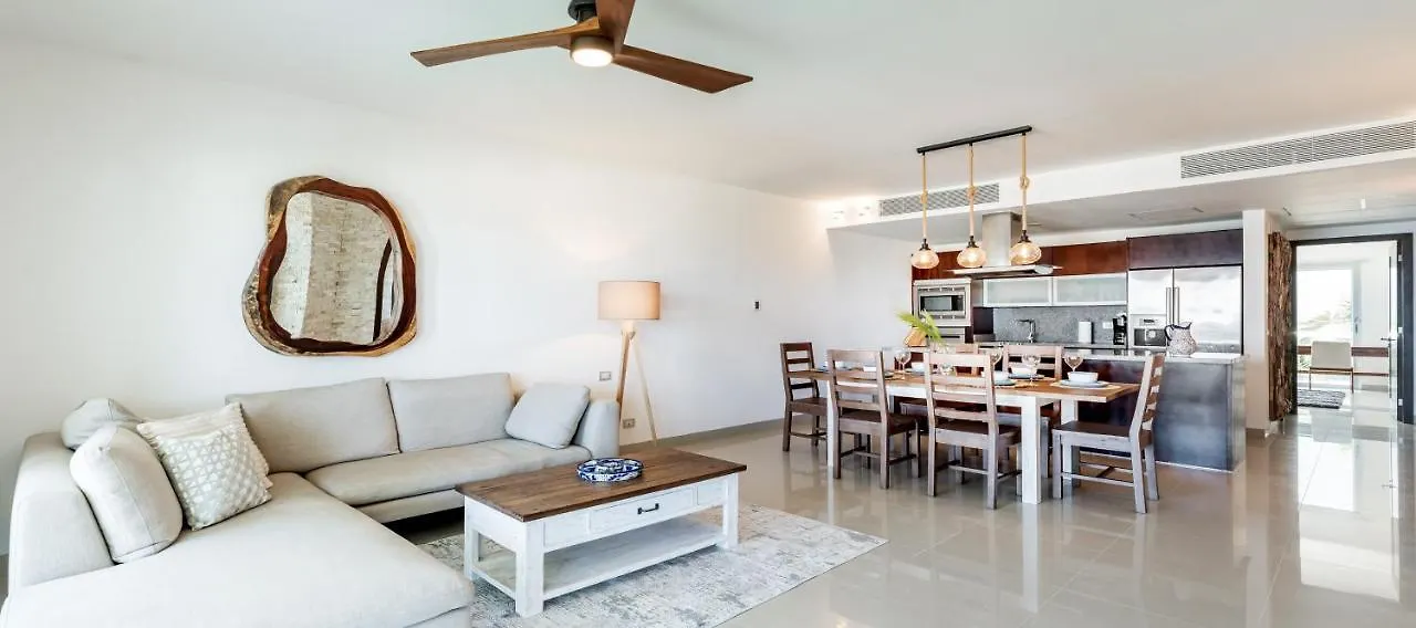Gorgeous Ocean Front Apartment Casa Shell Condo Плая-дель-Кармен