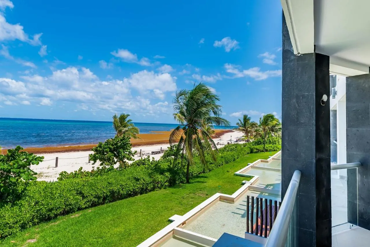 Gorgeous Ocean Front Apartment Casa Shell Condo Плая-дель-Кармен 0*,  Мексика