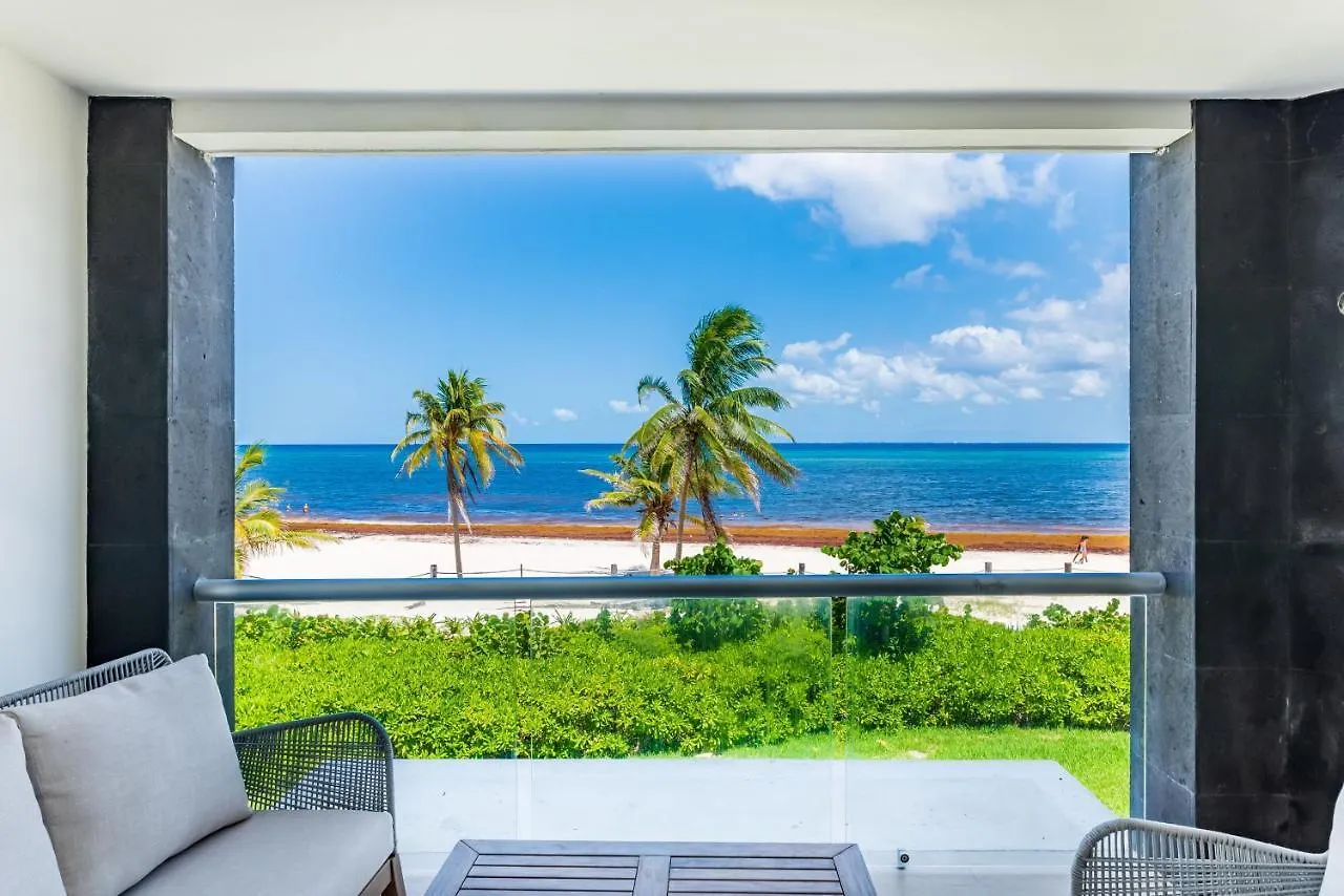 Gorgeous Ocean Front Apartment Casa Shell Condo Плая-дель-Кармен Мексика