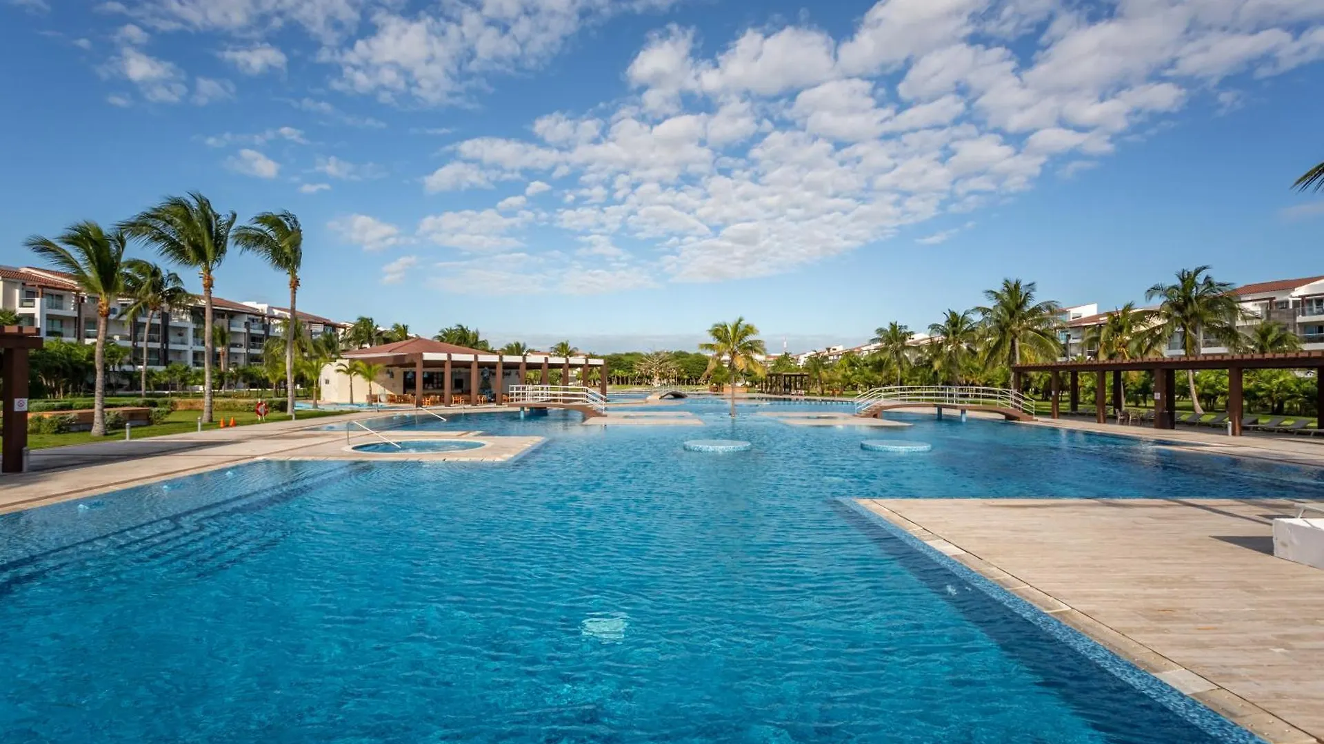 Gorgeous Ocean Front Apartment Casa Shell Condo Плая-дель-Кармен