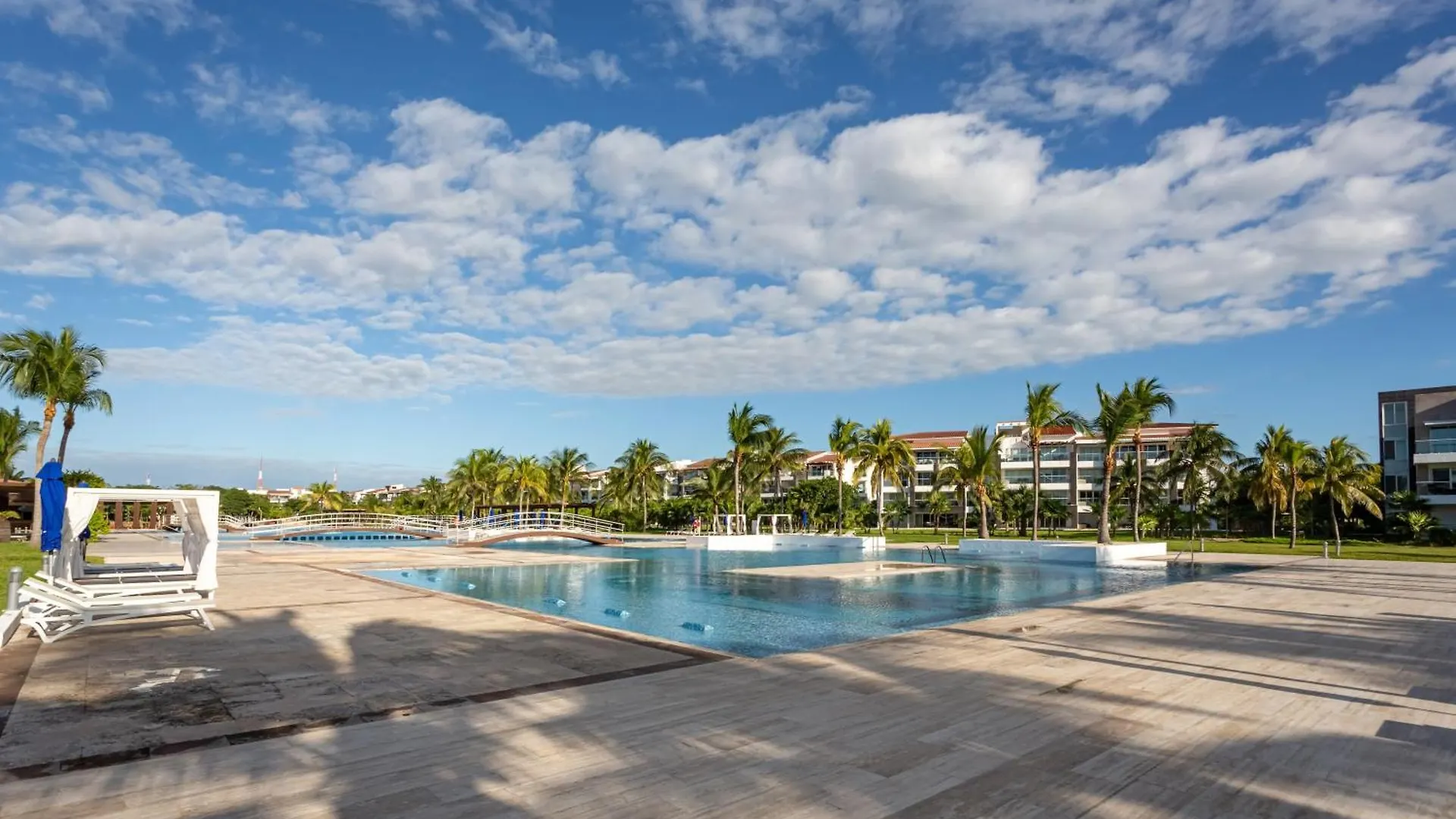 Gorgeous Ocean Front Apartment Casa Shell Condo Playa del Carmen 0*,  Mexique